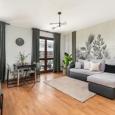 Ts New Town Stay Comfy & Roomy شتشيتسين المظهر الخارجي الصورة